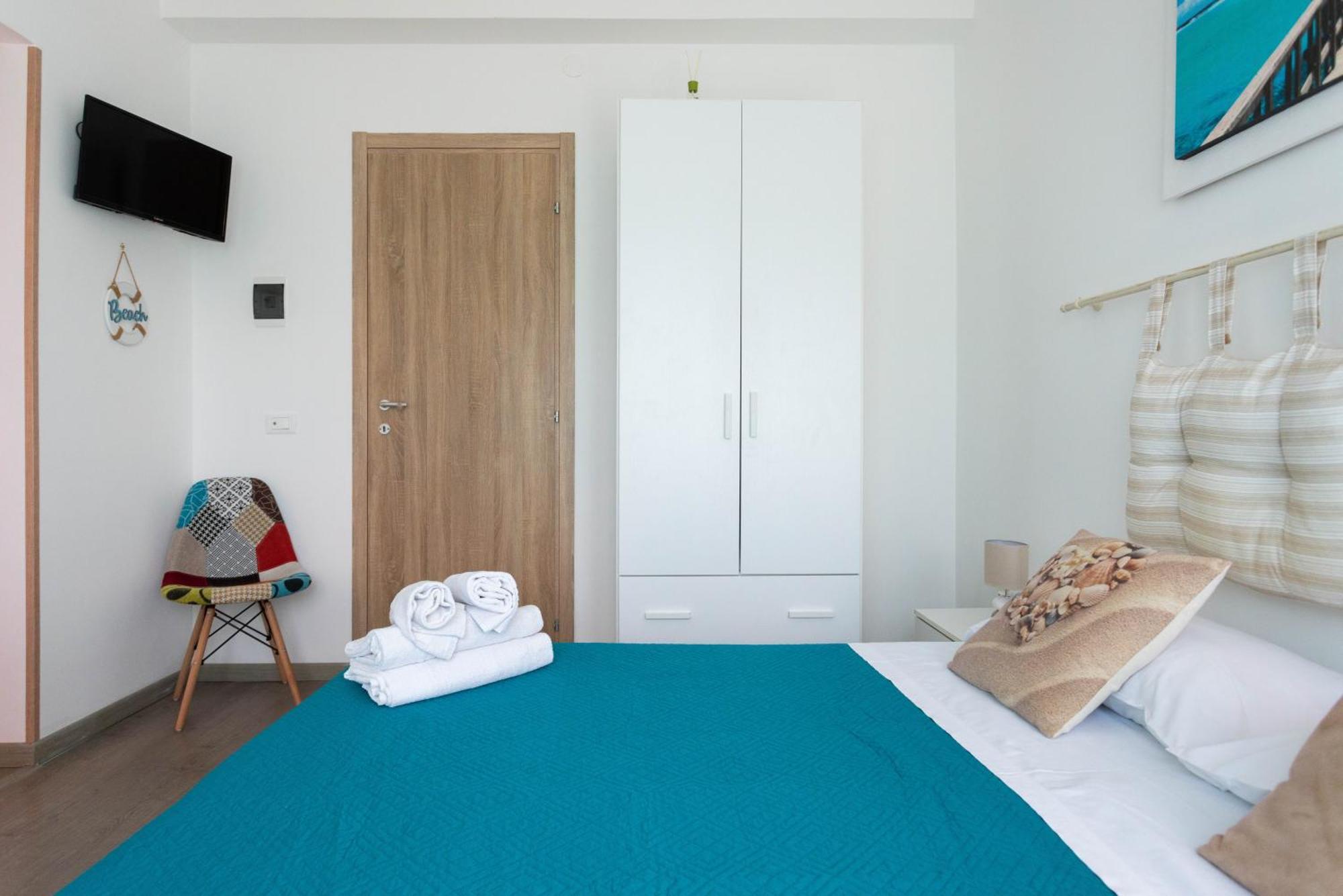 Отель Mondello House Eraclea Экстерьер фото
