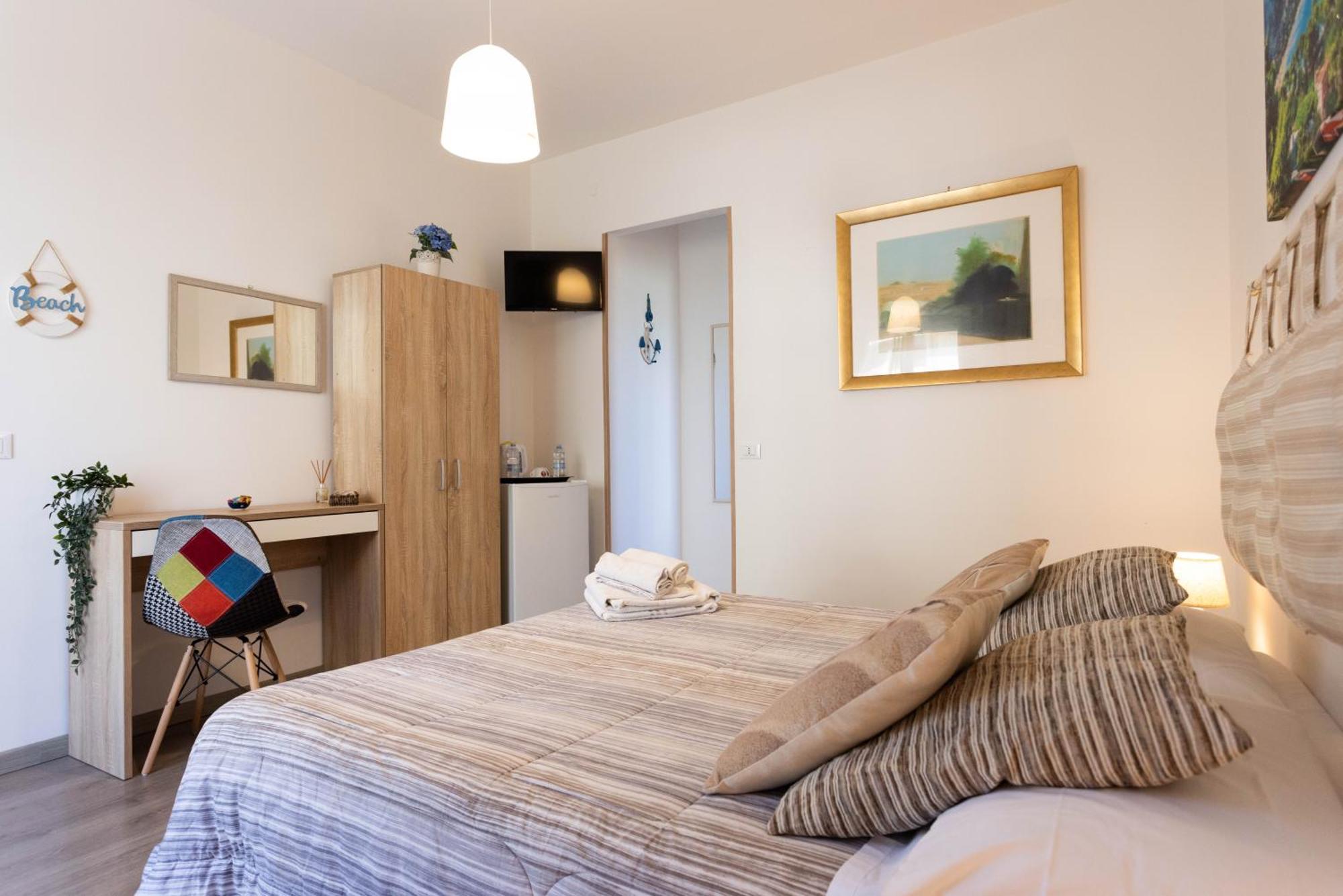 Отель Mondello House Eraclea Экстерьер фото