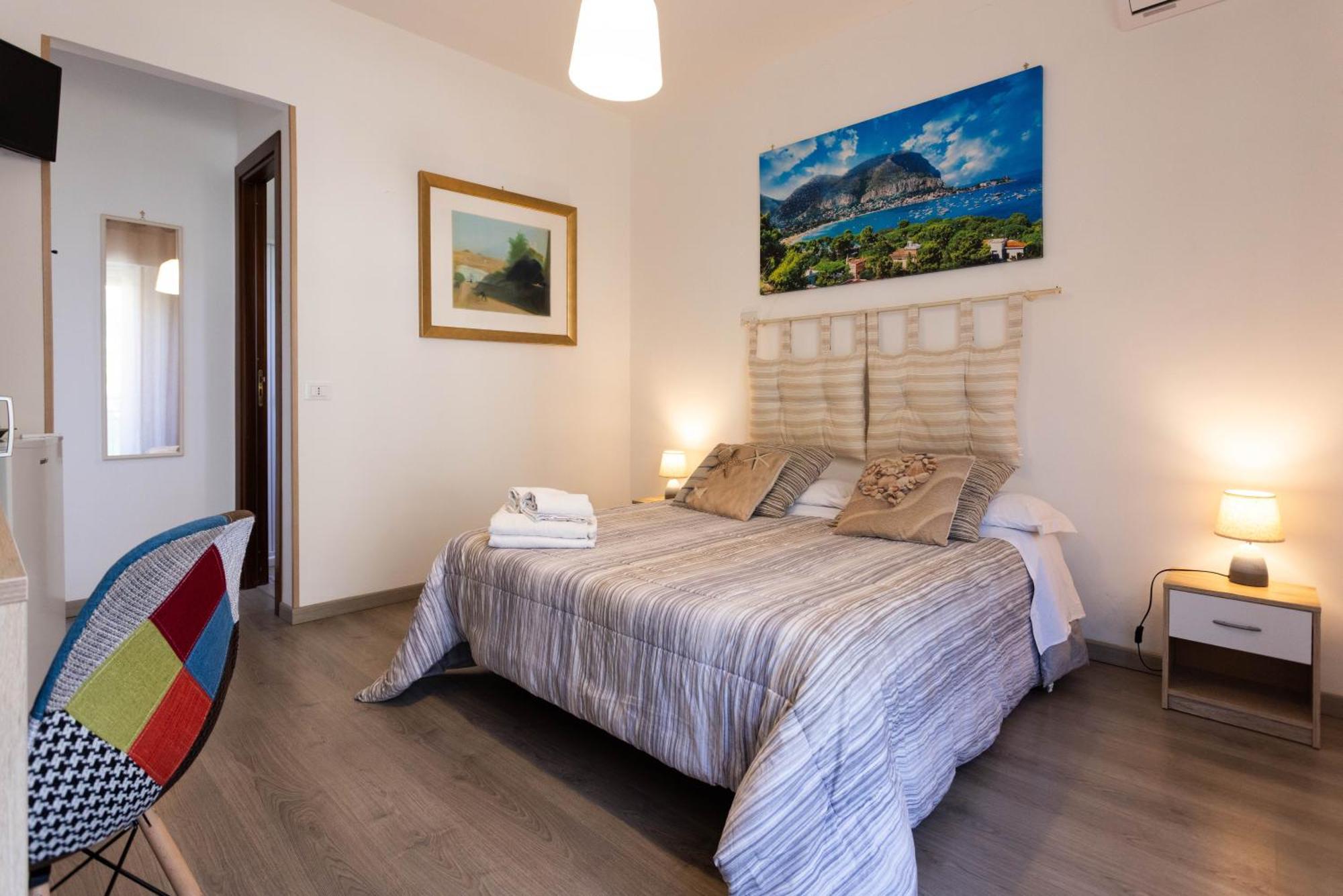 Отель Mondello House Eraclea Экстерьер фото