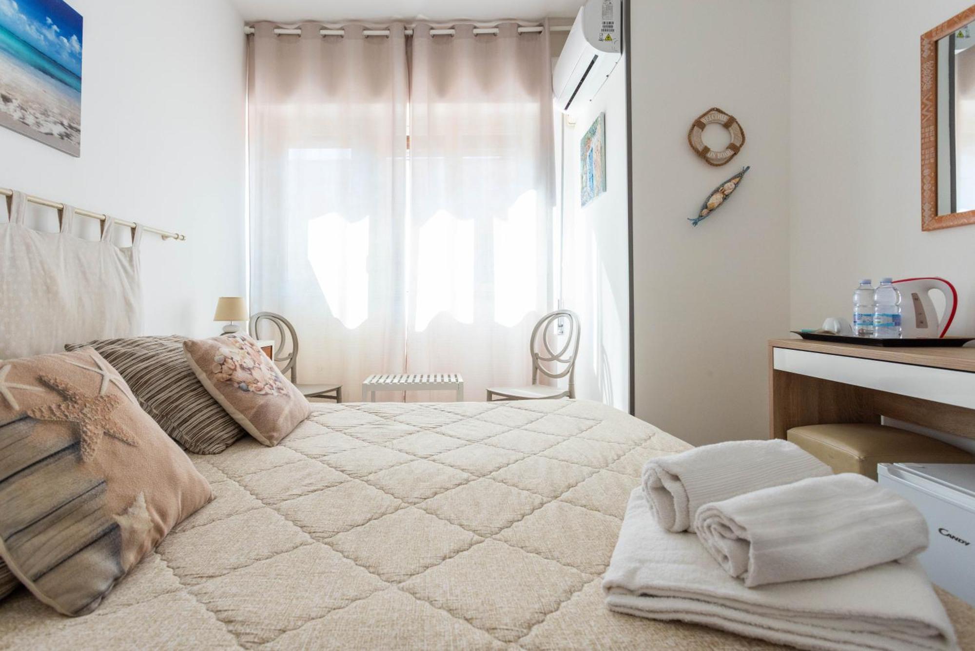 Отель Mondello House Eraclea Экстерьер фото